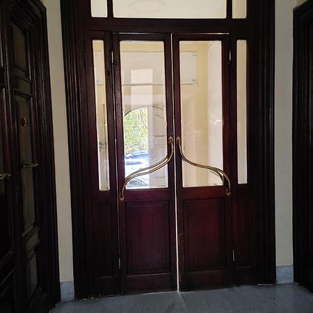 Studio Flat Trastevere Rome Bagian luar foto